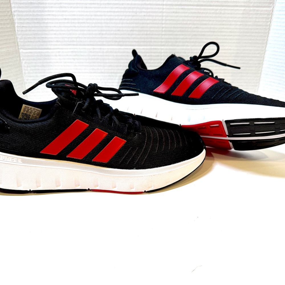 Adidas Swift Run - Men’s Black & Red Lightweight Running Shoes